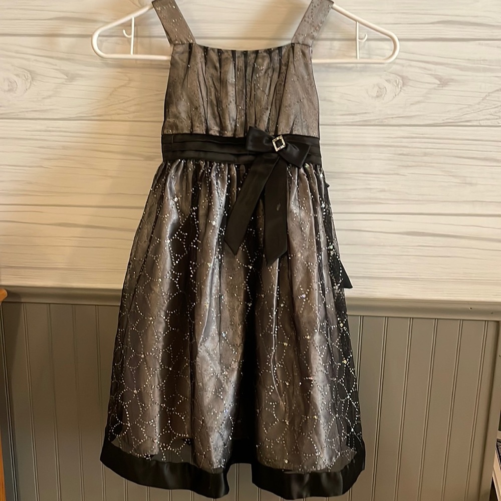 Girls formal dress by Love, size 6